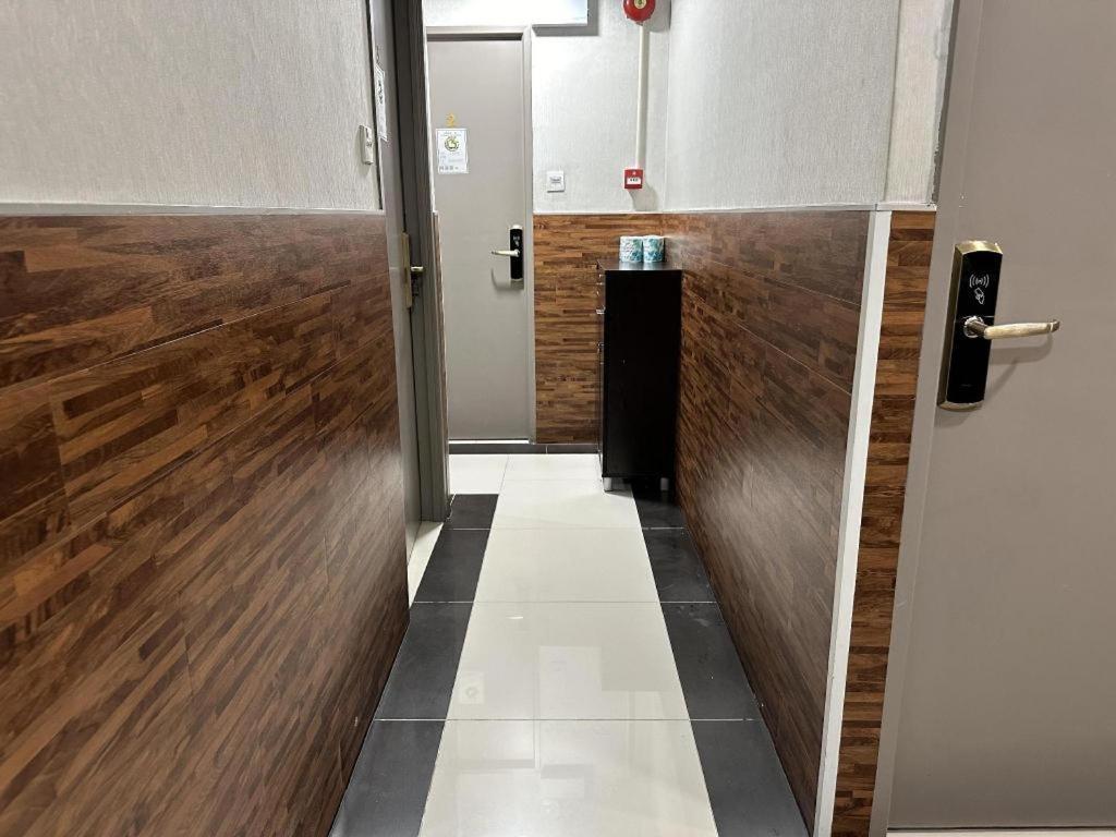 New Star Hostel *